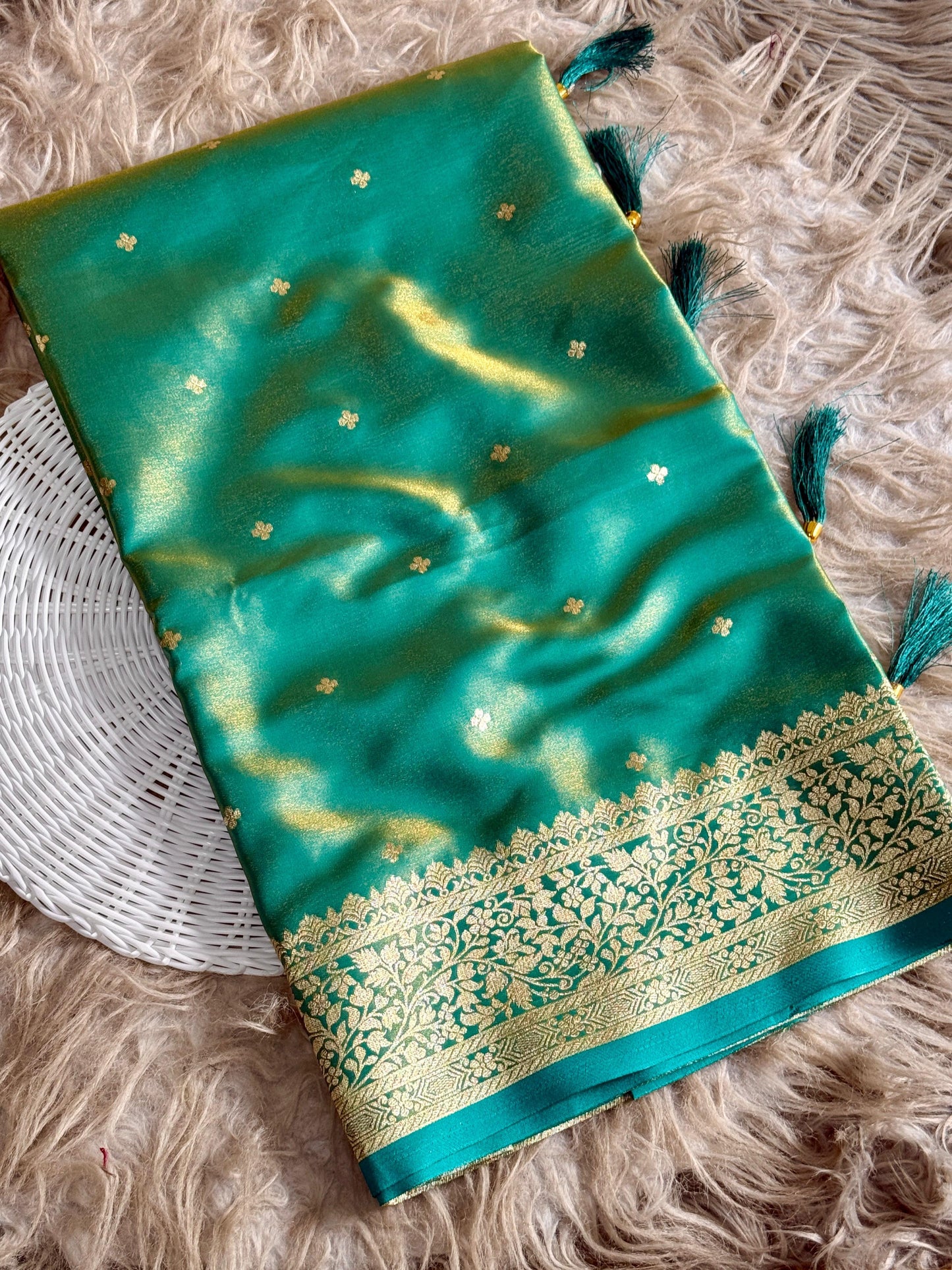 Glass Satin Saree : AK02