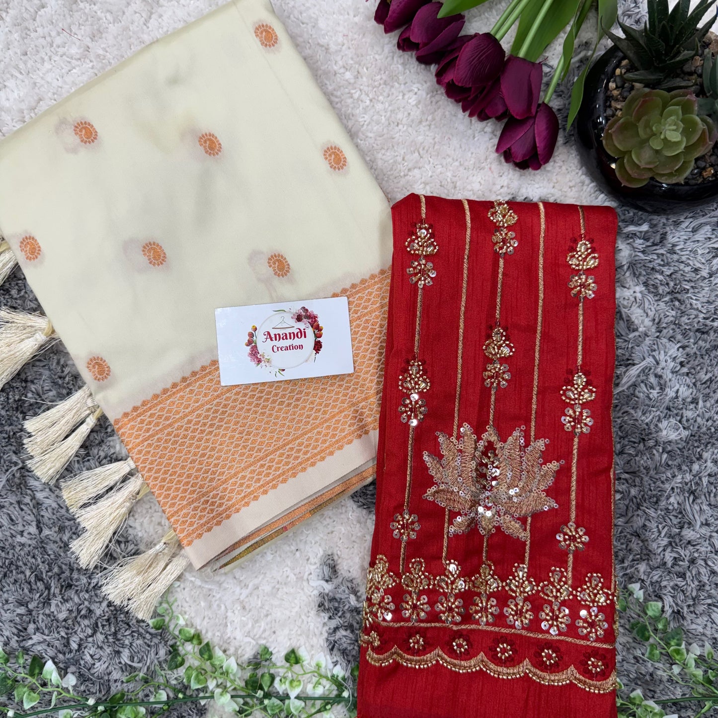 Lotus Kalash Paithani : KY02