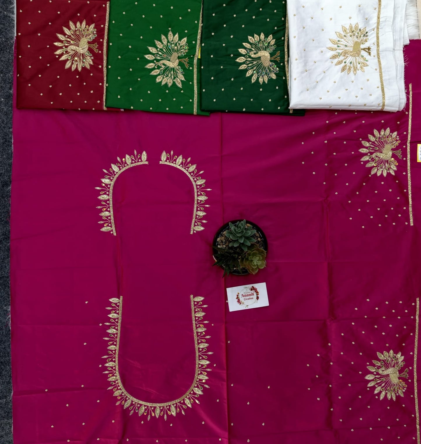 Handwork Peacock WR03