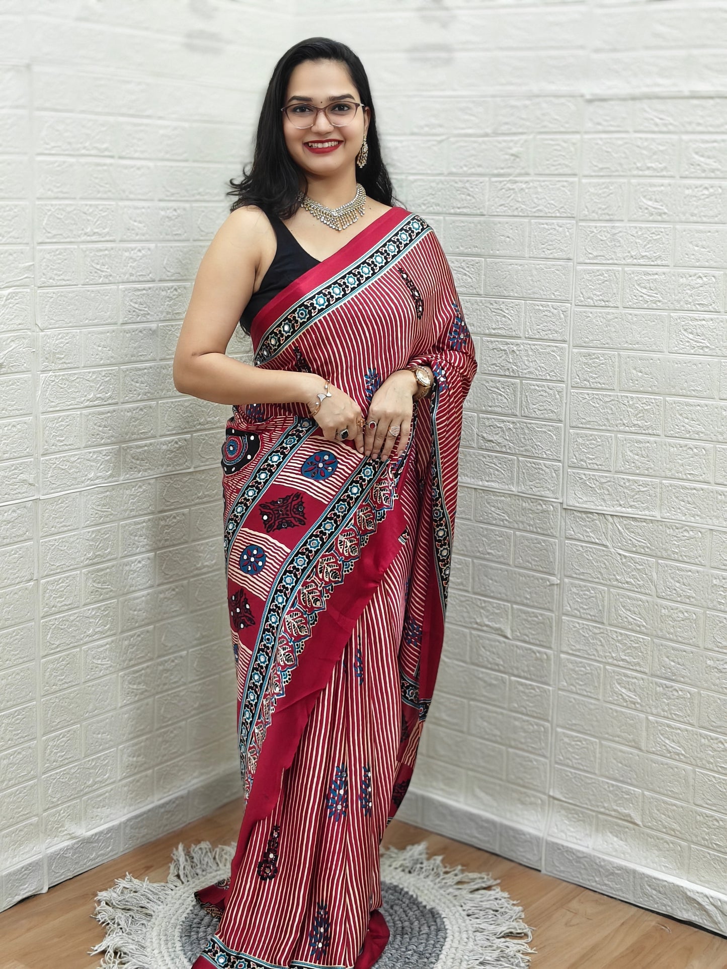 Semi Modal Silk with Mirror MH16: Marron