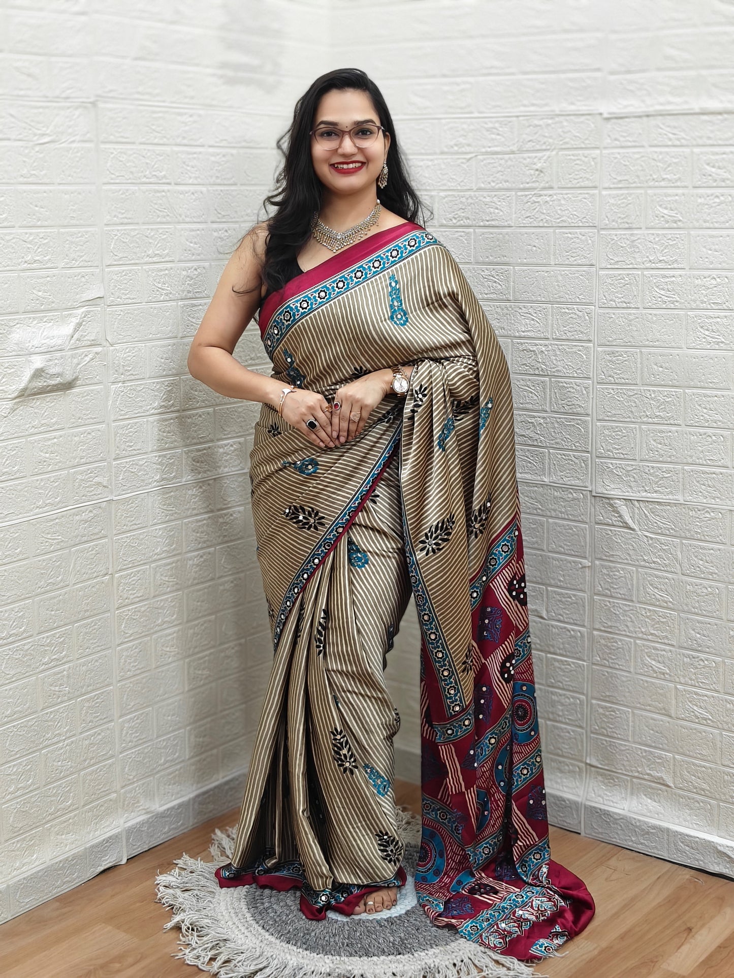 Semi Modal Silk with Mirror MH14 : Golden