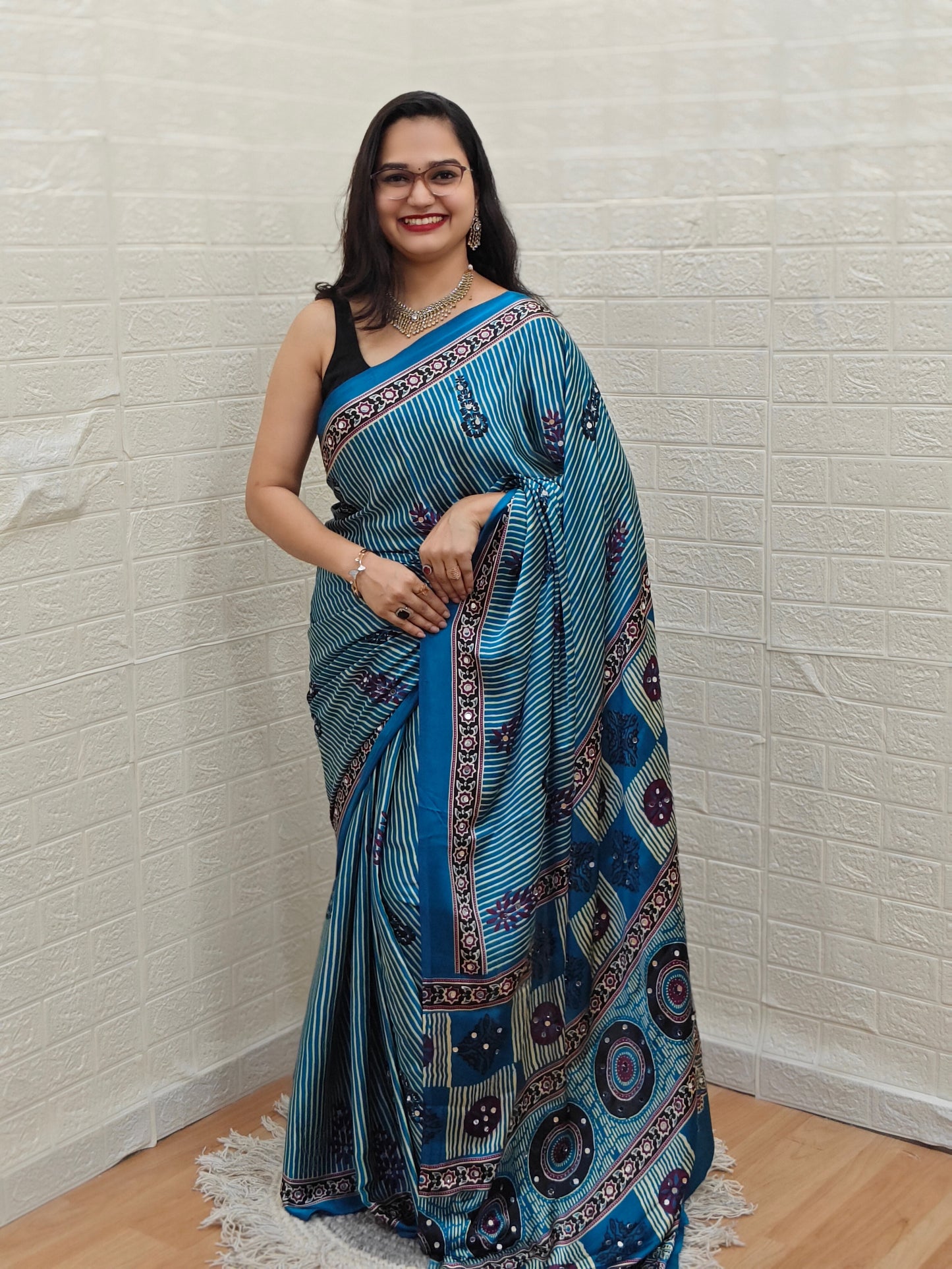 Semi Modal Silk with Mirror MH15: Chintamani