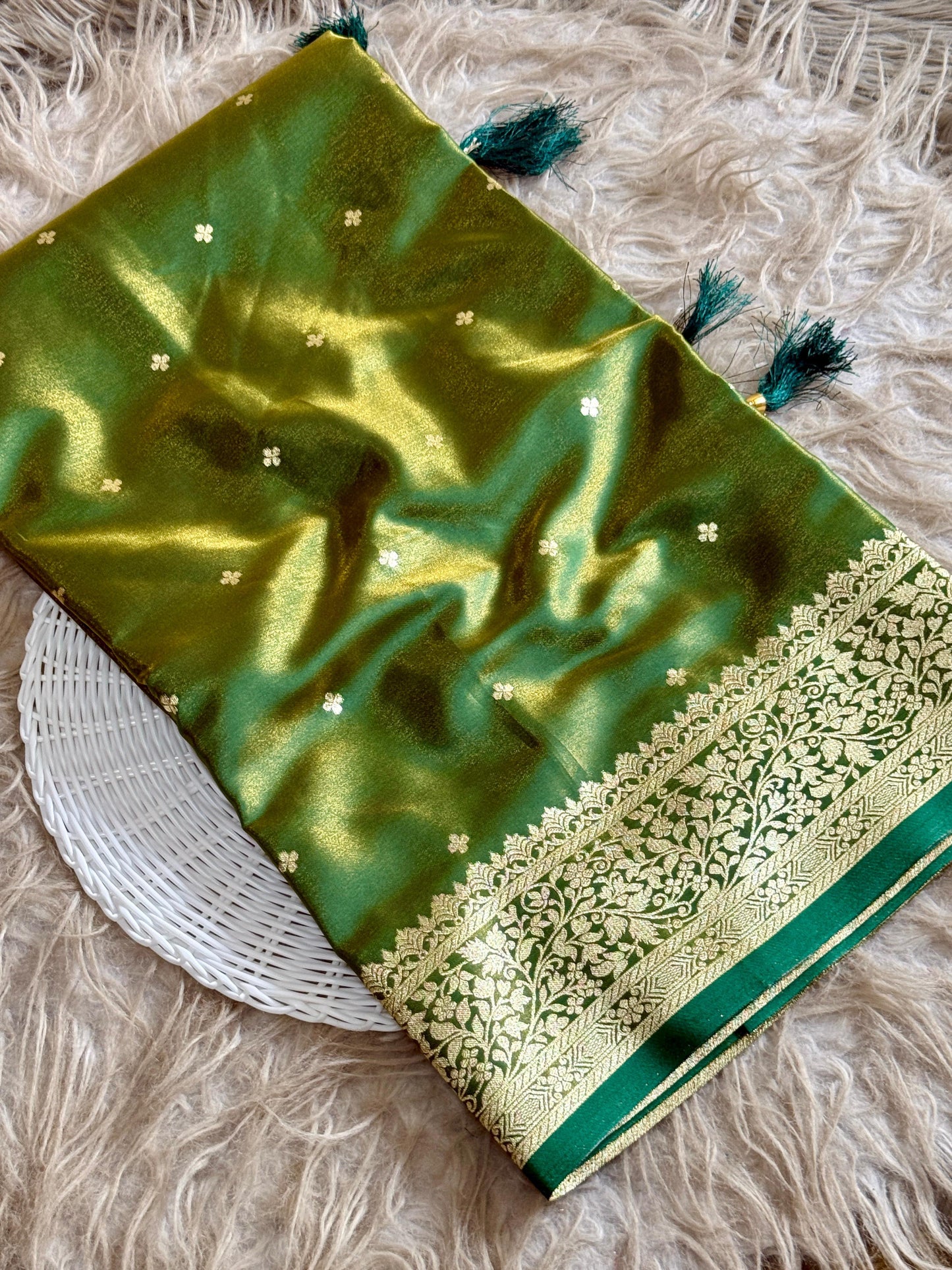 Glass Satin Saree : AK05