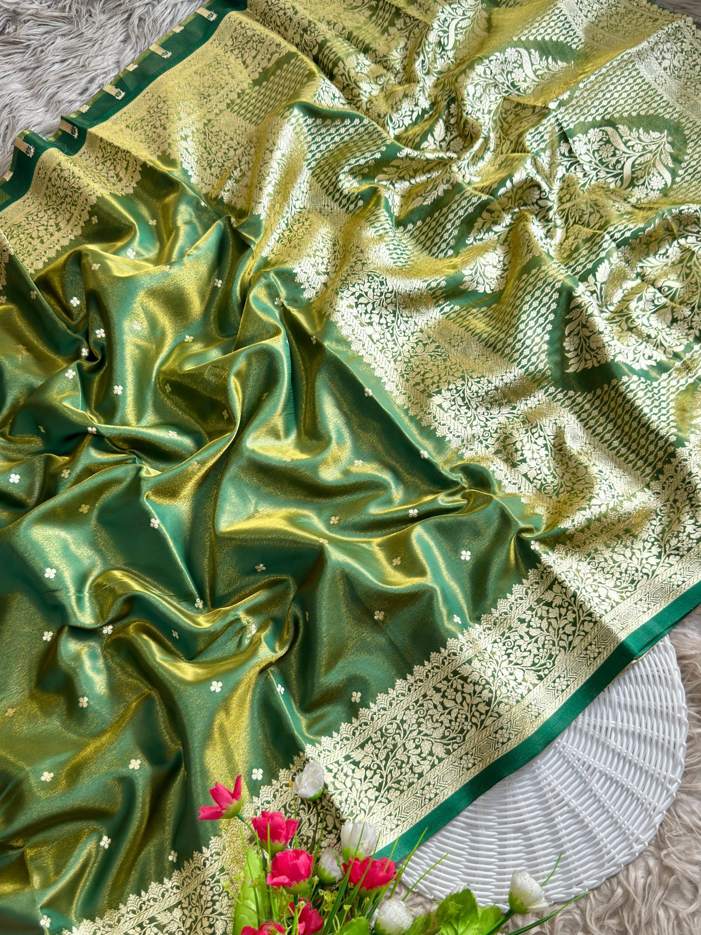 Glass Satin Saree : AK05