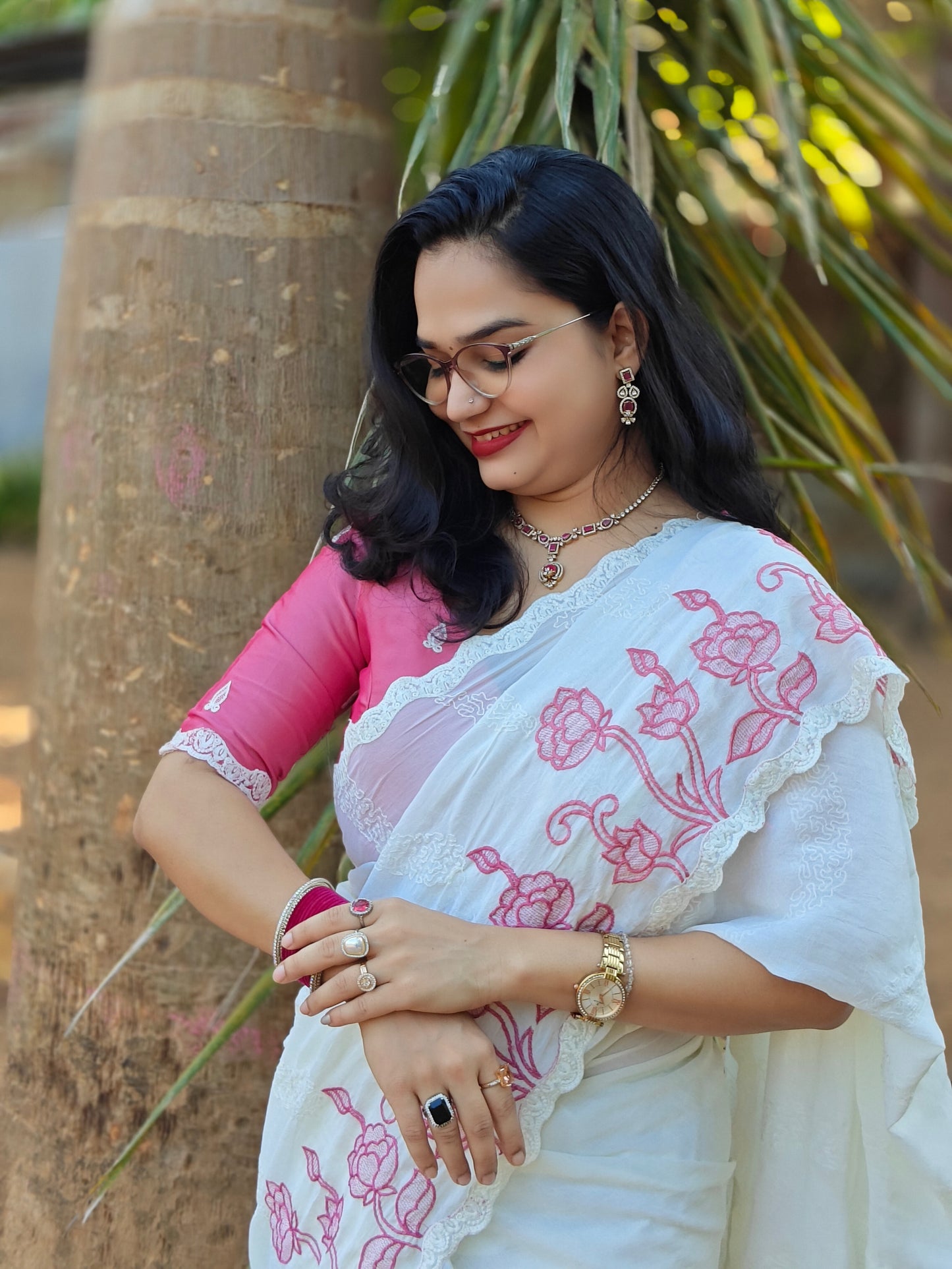 Gulabrekha White Saree AS08