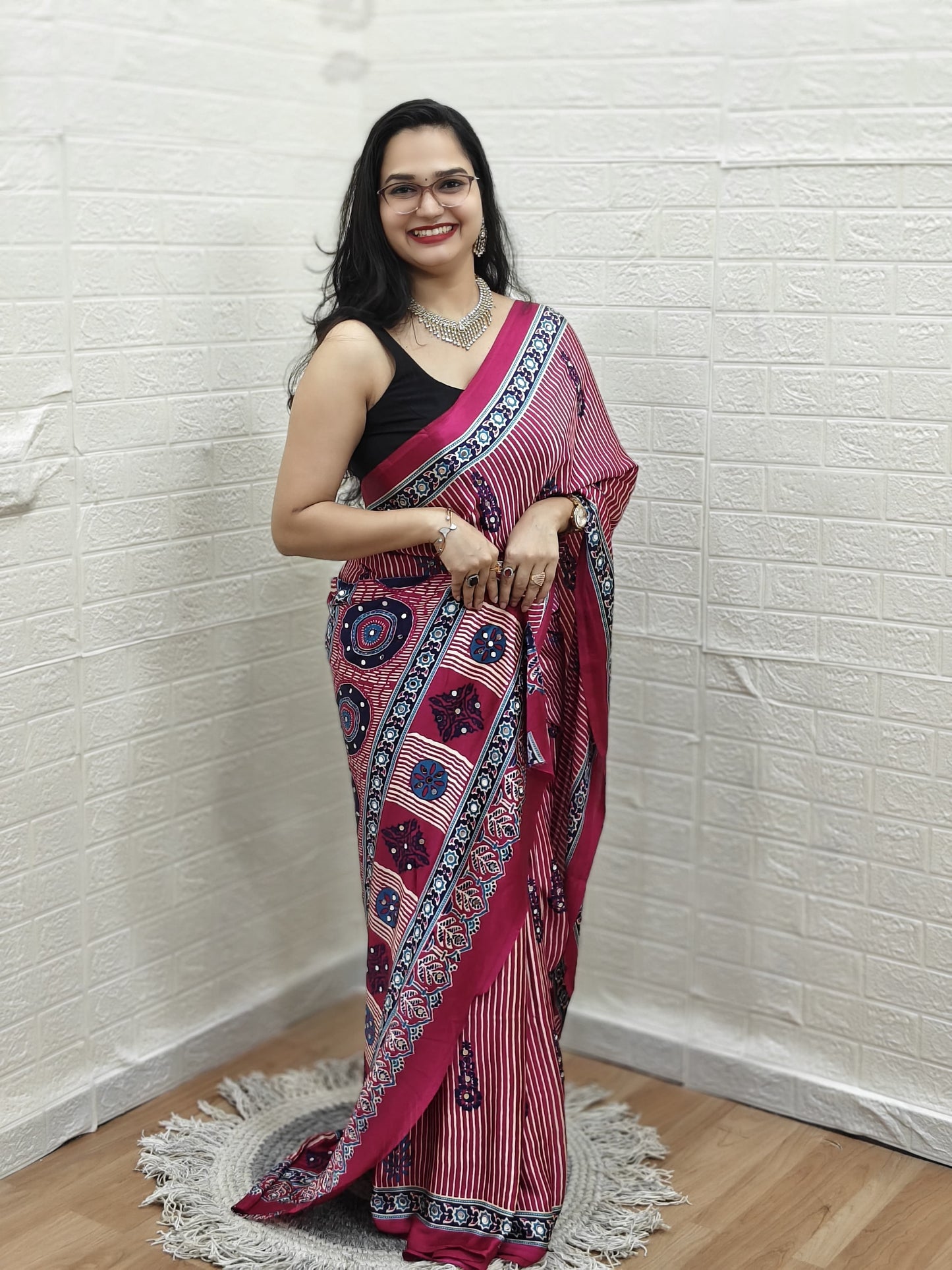 Semi Modal Silk with Mirror MH12 : Pink