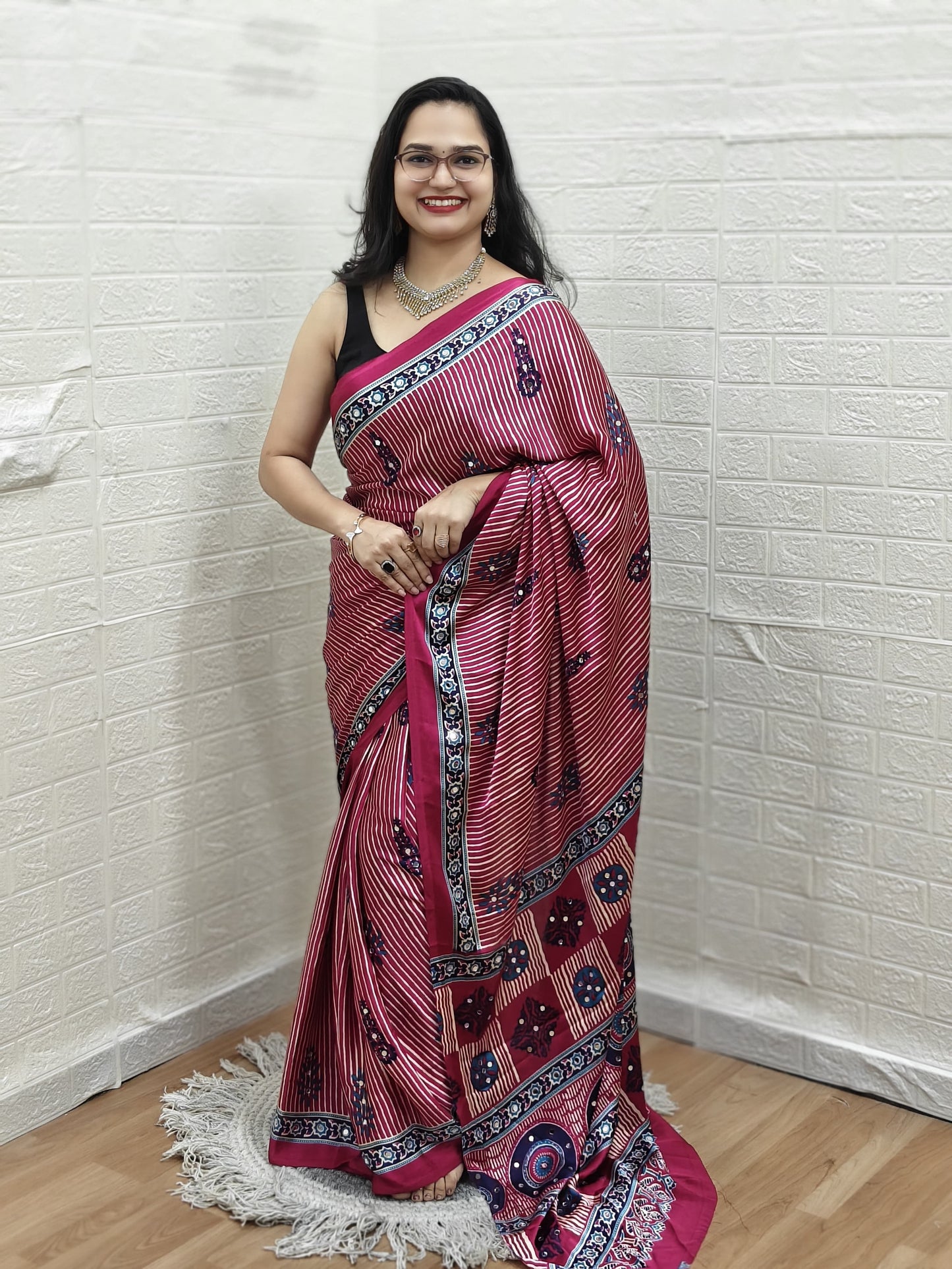 Semi Modal Silk with Mirror MH12 : Pink