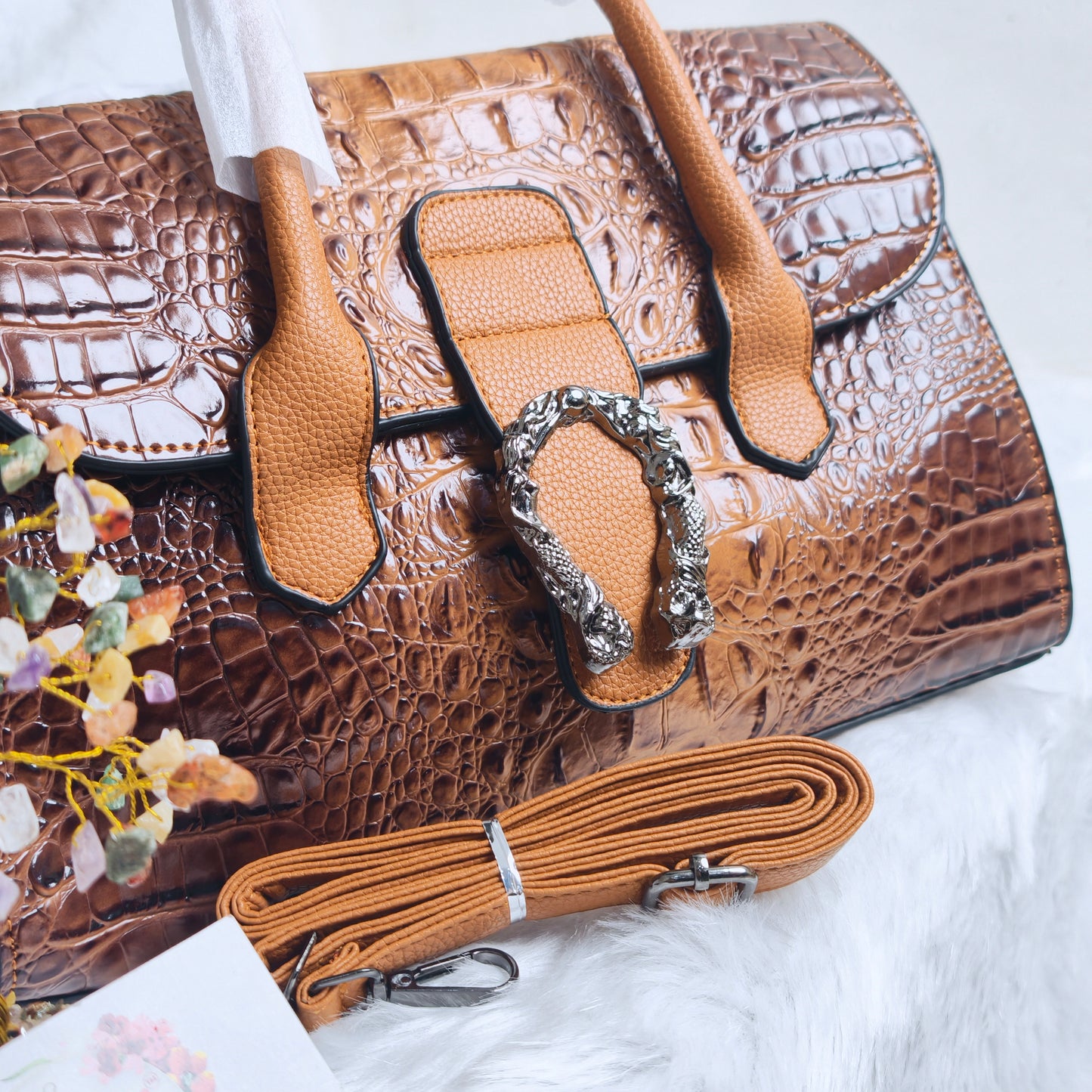 PR : 5598 -12 crocodile