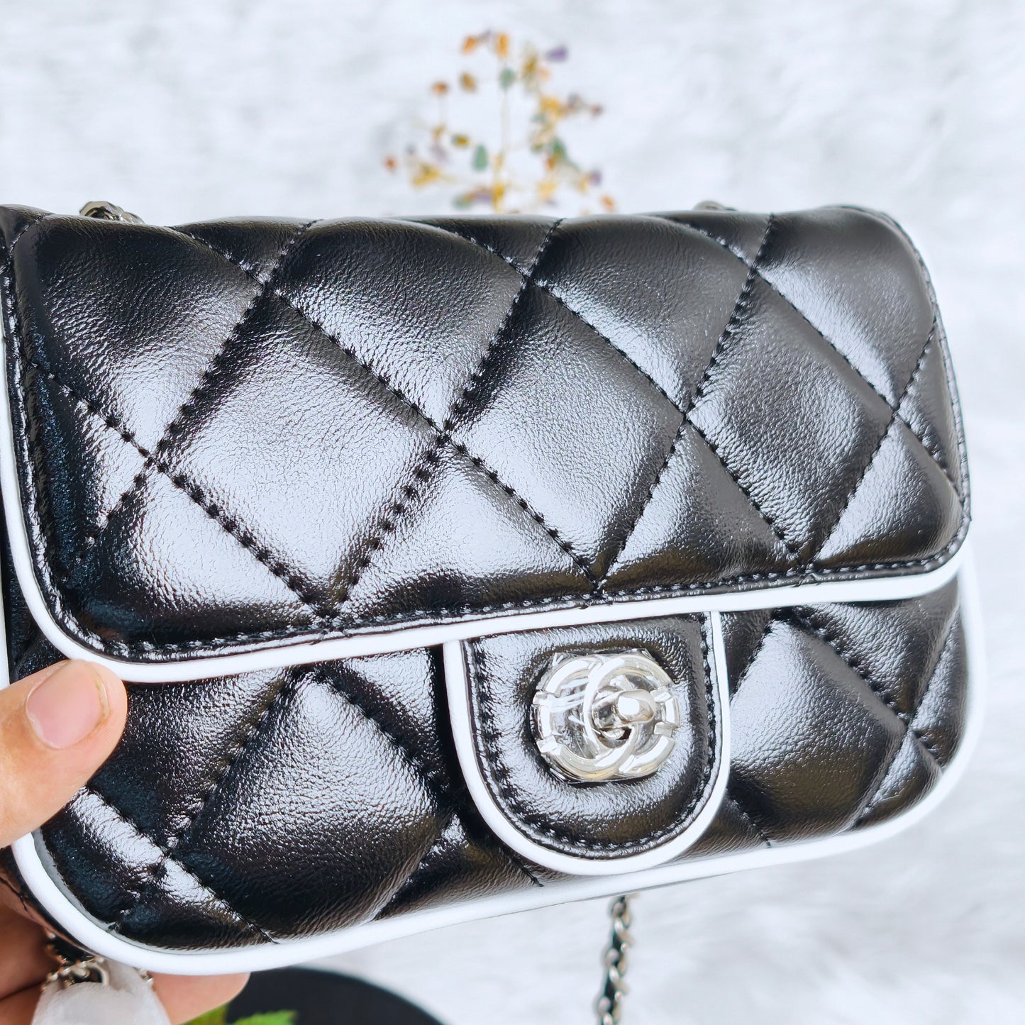 PR: 8051 White & Black small